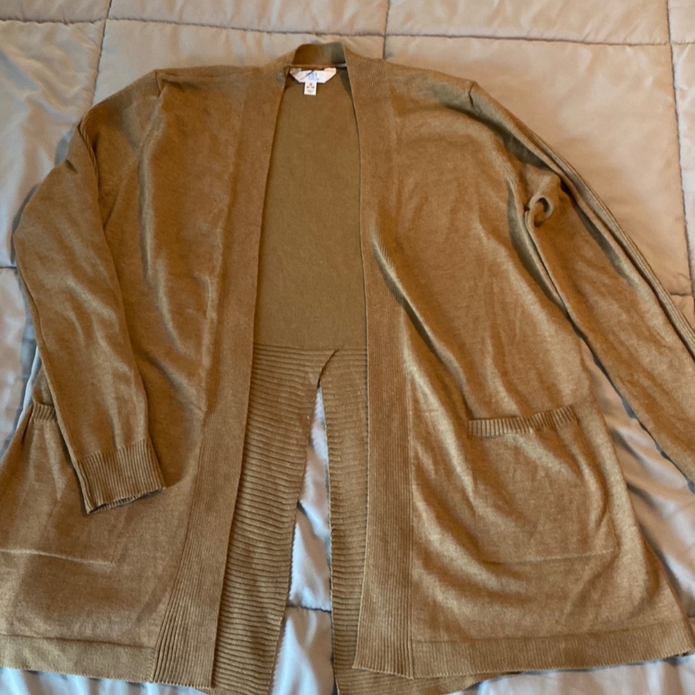 Tan cárdigan size 8-10